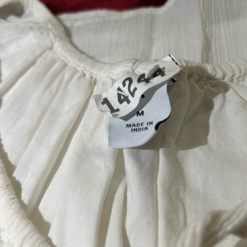 Ladies GAP White Baby Doll Shirt (M) - Picture 6 of 6